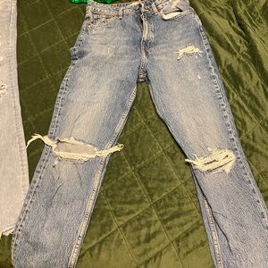 ZARA MOM JEANS